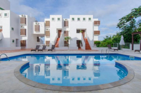 Triplex com Piscina a 450m da Praia DZ0633